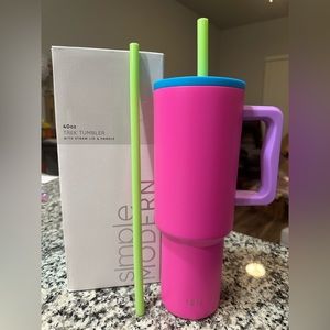 Simple Modern 40oz Trek 80’s Mix